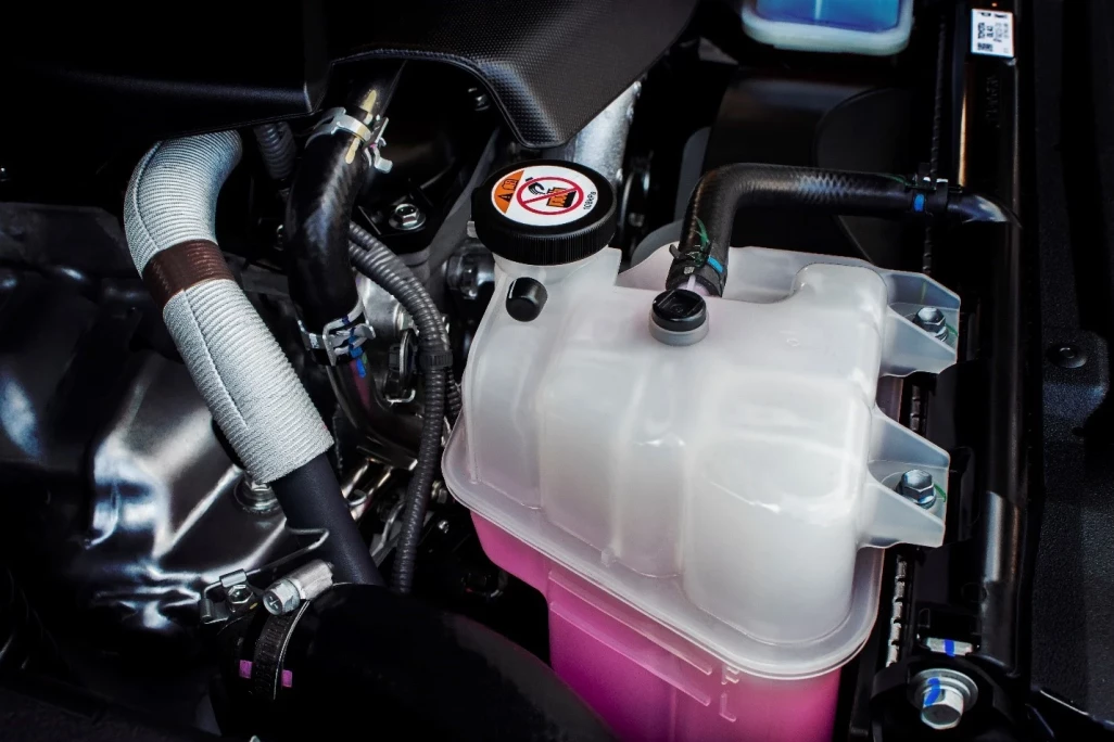 ​Choosing and using engine cooling system fluid: what you need to know